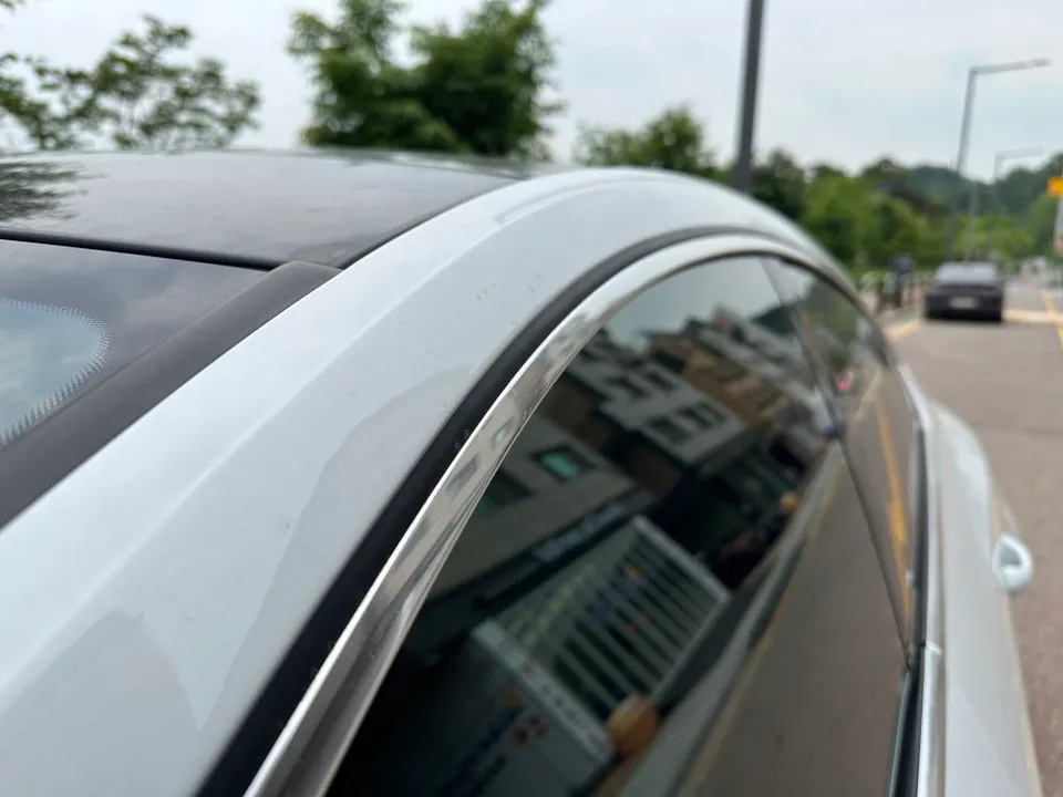 Audi A7のカーラッピング事例｜クロームメッキのブラックアウト 施工写真 1-2