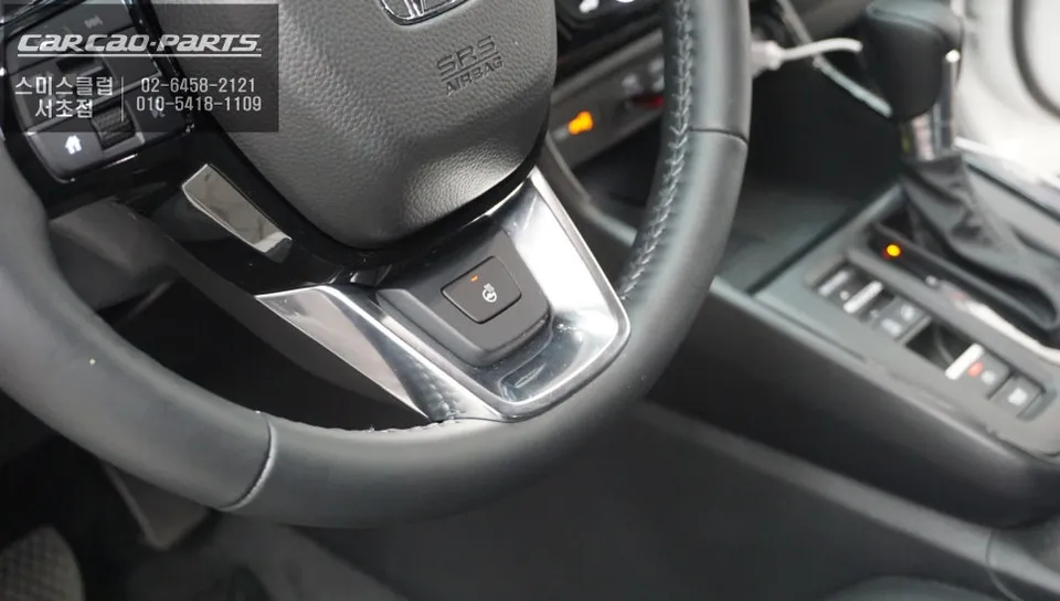 Honda CR-V steering wheel - Honda CR-V Custom Steering Wheel Installation Review photo 4
