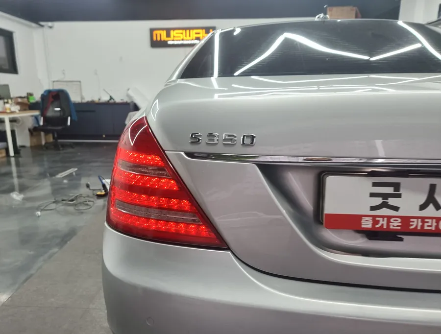 Mercedes-Benz S350のカーオーディオ施工事例 写真