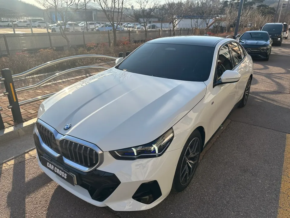 BMW 5 Series G60 PPF施工事例｜費用目安・仕上がり 写真