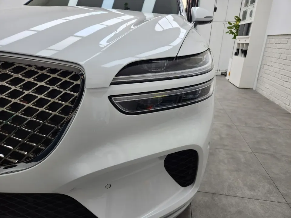 Genesis GV70 seat climate - Genesis GV70 Ventilated & Heated Seats Review photo 4