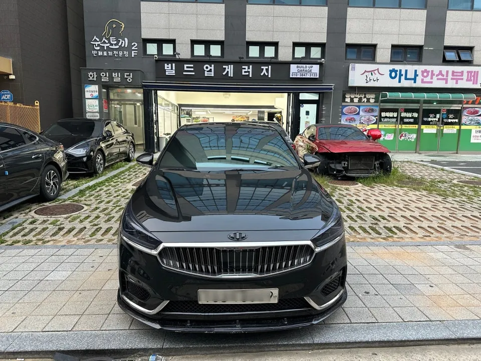 Kia K7 YGのカーフィルム施工事例｜費用目安・仕上がり 施工写真 1-3