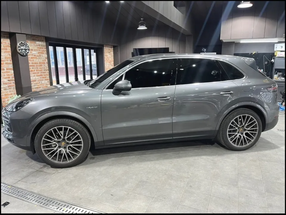 Porsche Cayenne PPF Review: Full Wrap & Color Options photo 3