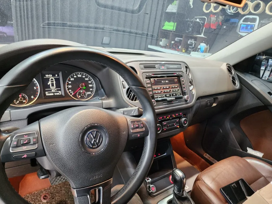 Volkswagen Tiguan android head unit - Volkswagen Tiguan CarPlay Retrofit Installation Review — Cost photo 3