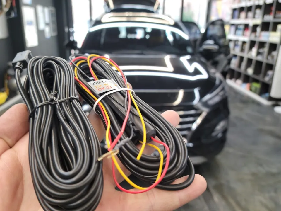 Hyundai Tucsonのドラレコ取付事例|費用目安・仕上がり 施工写真 3-3