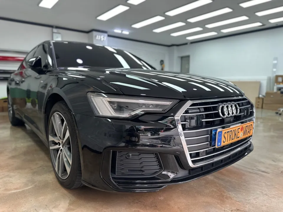 Audi A6のグリルラッピング事例|費用目安・仕上がり 施工写真 2-1