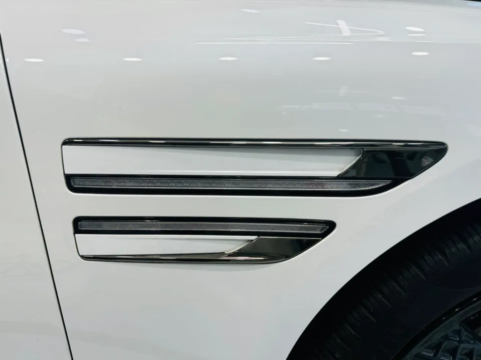 Genesis G80 PPF施工事例｜費用目安と仕上がり 施工写真 3-3