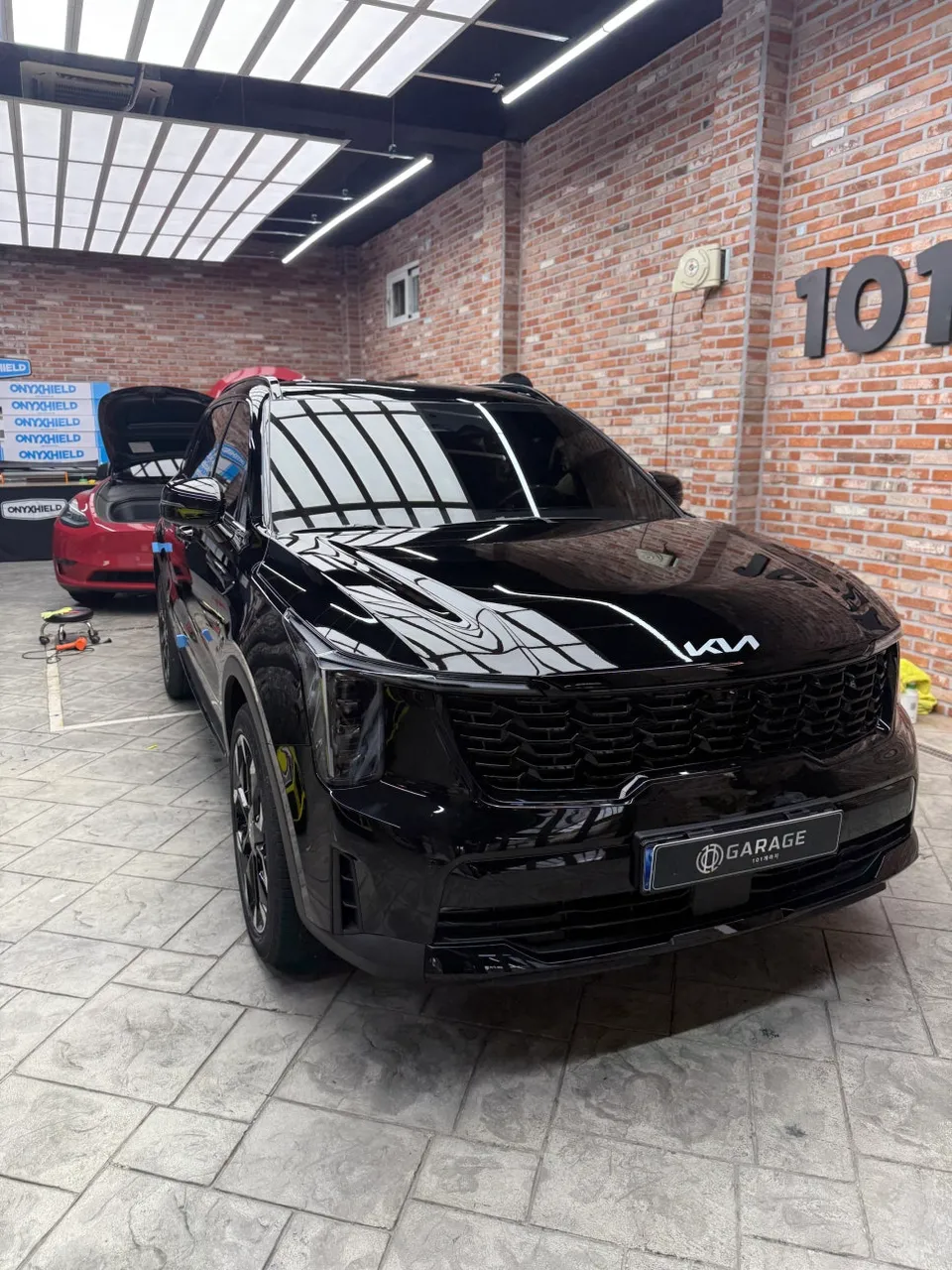 Kia Sorento PPF & Chrome Delete — Complete Protection & Style