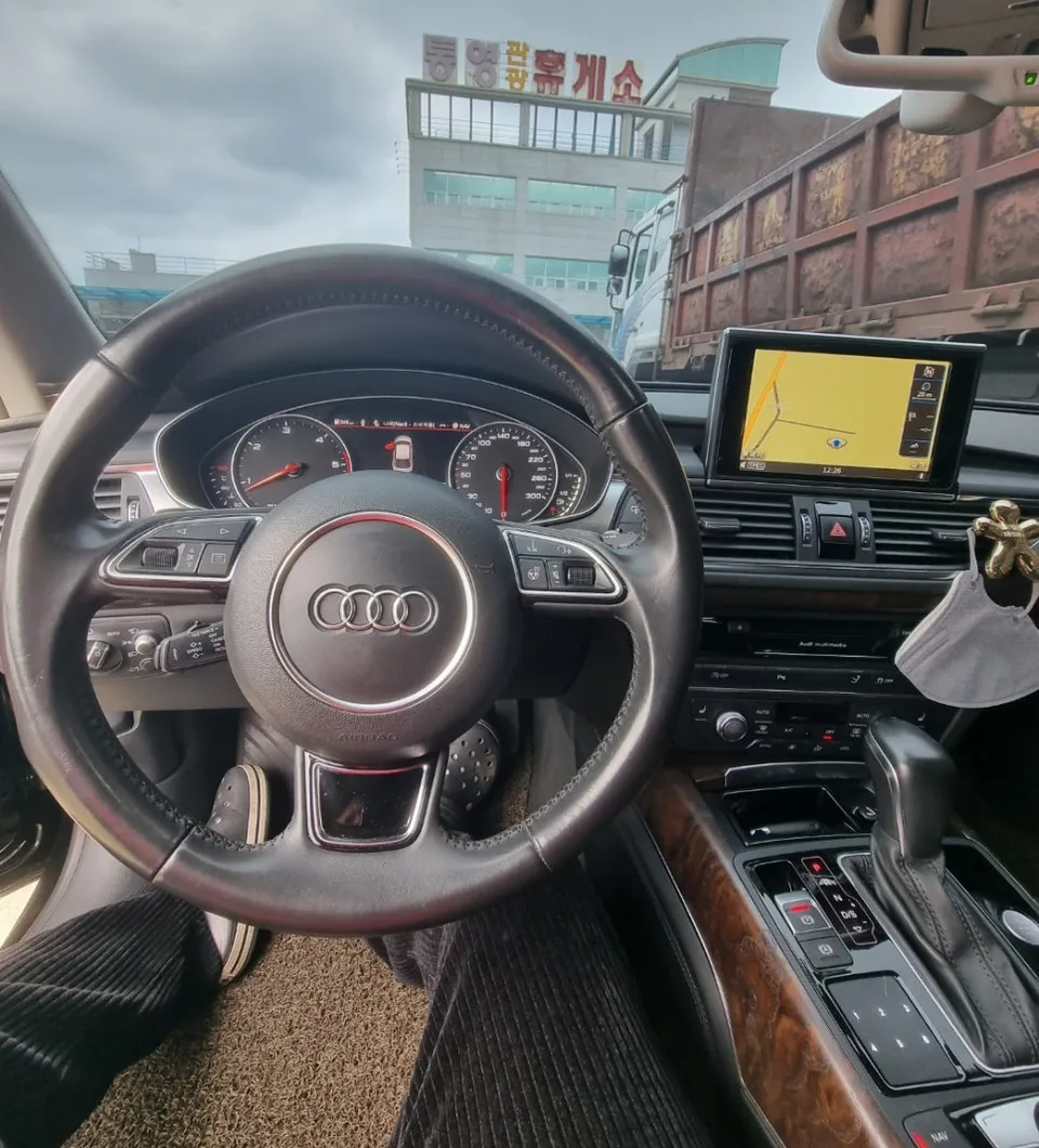 Audi A7 C7 multi package - Audi A7 C7 Multi-Package Install Review — R8 Wheel + Android Nav photo 3