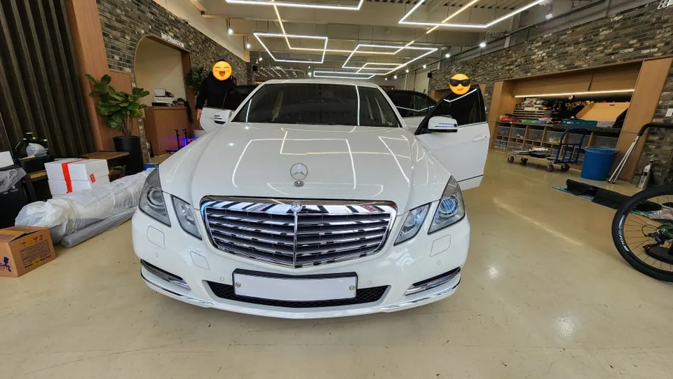Mercedes-Benz E300 seat ventilation installation result