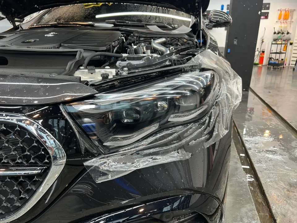 Mercedes-Benz Eクラス W214 PPF施工事例｜費用目安と仕上がり 施工写真 1-2