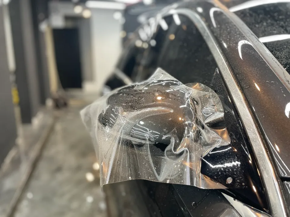 Mercedes-Benz Eクラス W214 PPF施工事例｜費用目安と仕上がり 施工写真 2-2