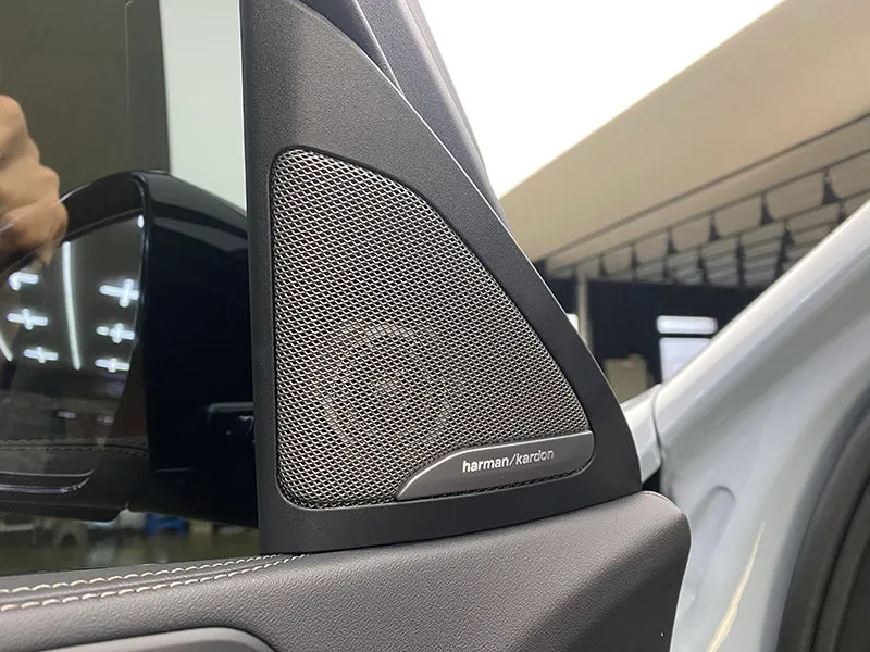 BMW X6 ambient lighting - BMW X6 Ambient Lighting Upgrade: Experience Enhanced Interior LED photo 3