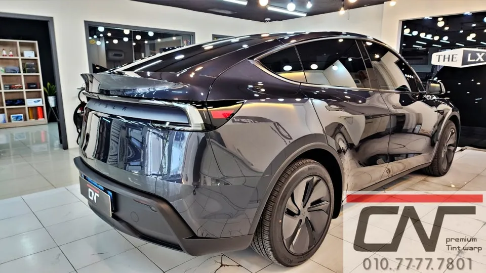 Tesla Model Yのカーフィルム施工事例|費用目安・仕上がり 施工写真 2-3