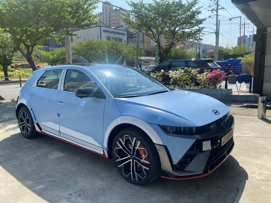 Hyundai IONIQ 5 N window tinting - Hyundai IONIQ 5 N Window Tinting Review — Enhanced Performance photo 4