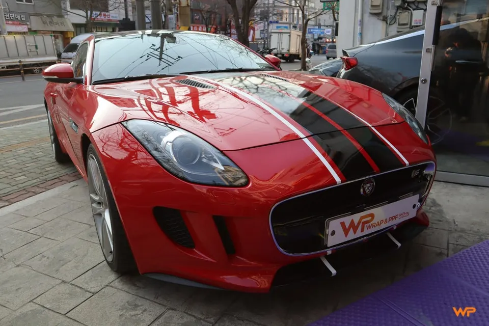 Jaguar F-Typeのカーラッピング事例｜費用目安・仕上がり 施工写真 4-2