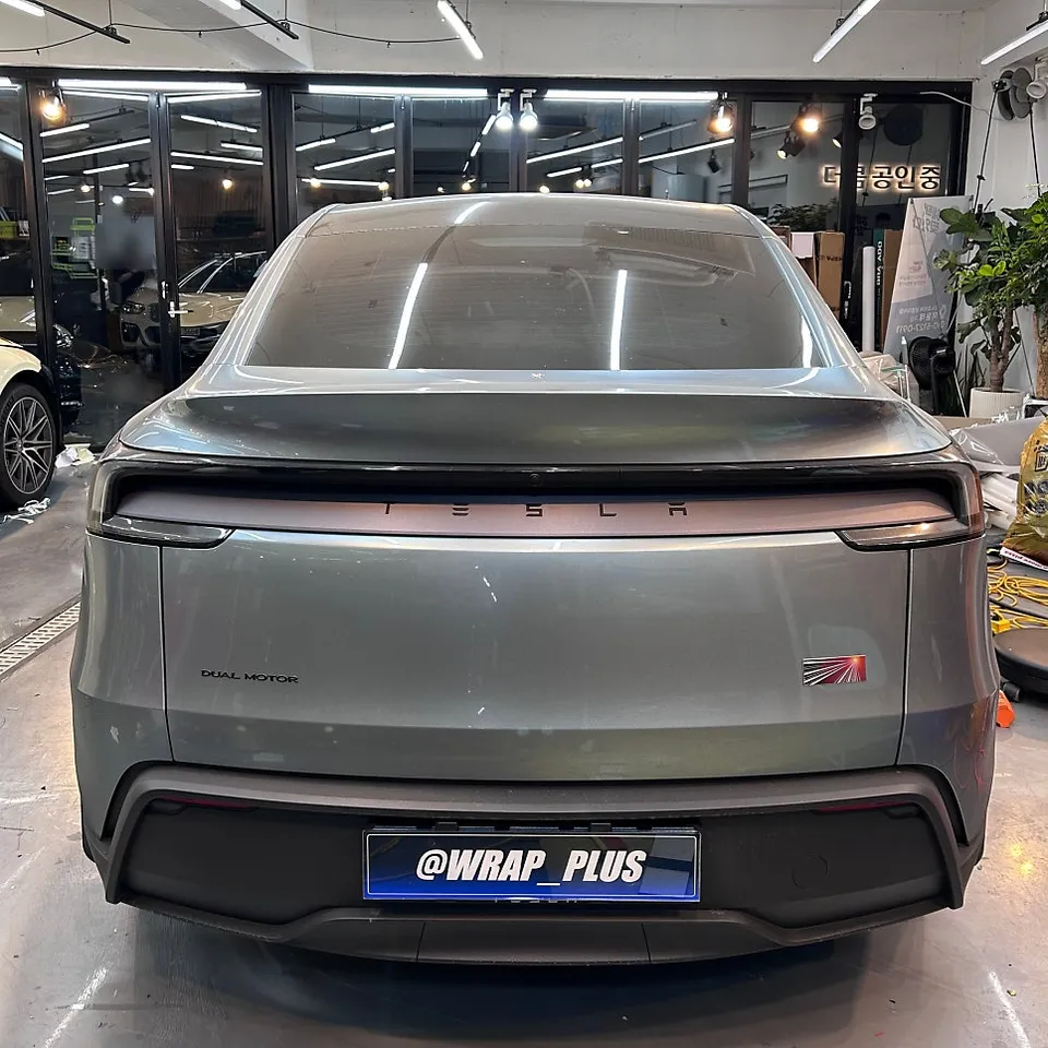 Tesla Model YのPPF施工事例｜費用目安・仕上がり 施工写真 3-1