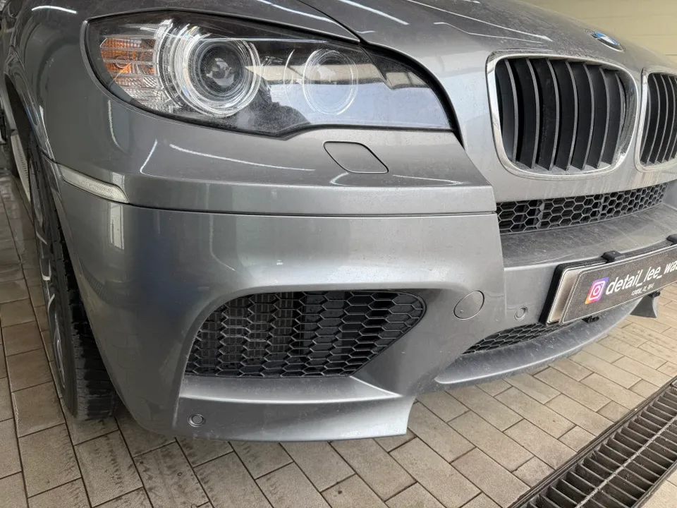 BMW X5 ceramic coating - BMW X5 Ceramic Coating Review - Enhanced Shine & Protection photo 4