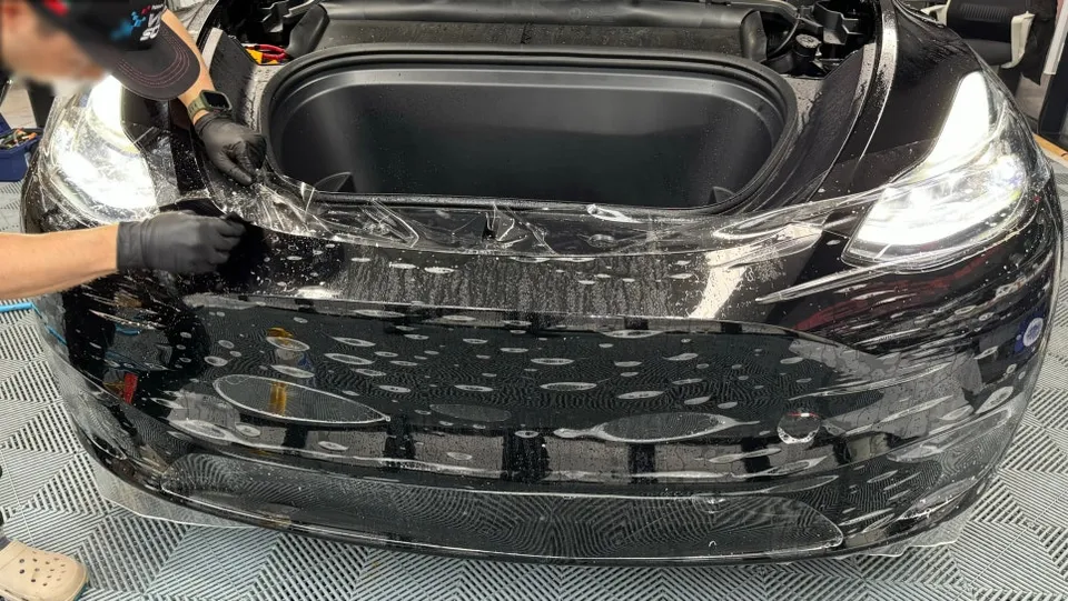 Tesla Model Y PPF施工事例｜費用目安と仕上がり 施工写真 1-1