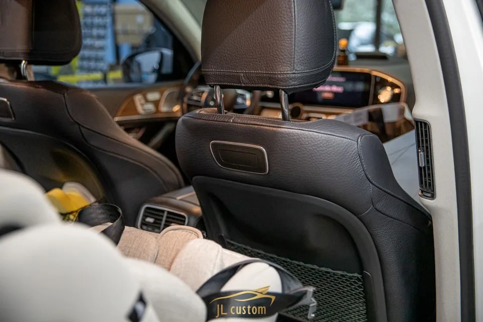 Mercedes-Benz GLE oem options - Mercedes-Benz GLE OEM Options Review — Enhanced Convenience photo 5