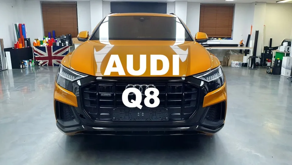 Audi Q8のカーラッピング事例｜クローム除去で激変 写真
