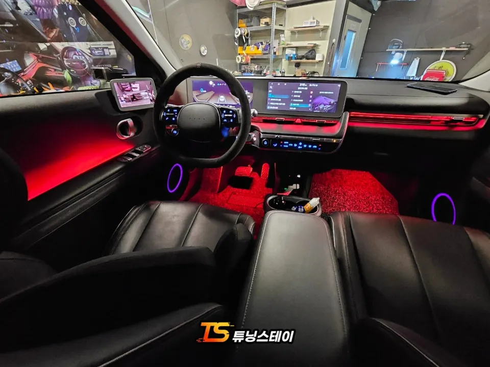 Hyundai IONIQ 5 ambient lighting installation result