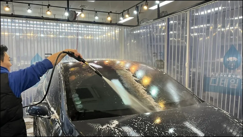 Tesla Model X vinyl wrap - Tesla Model X Dolphin Gray Vinyl Wrap Review — Complete Transformation photo 5