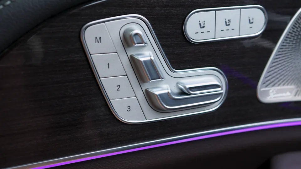 Mercedes-Benz GLE300d W167 seat ventilation - Mercedes-Benz GLE300d Seat Memory Upgrade Review photo 4