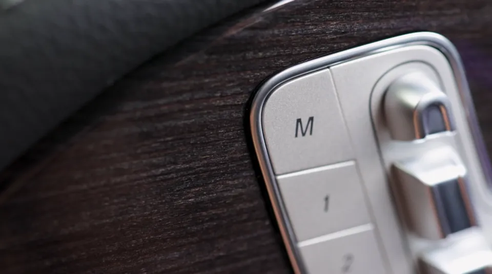 Mercedes-Benz GLE300d W167 seat ventilation - Mercedes-Benz GLE300d Seat Memory Upgrade Review photo 5