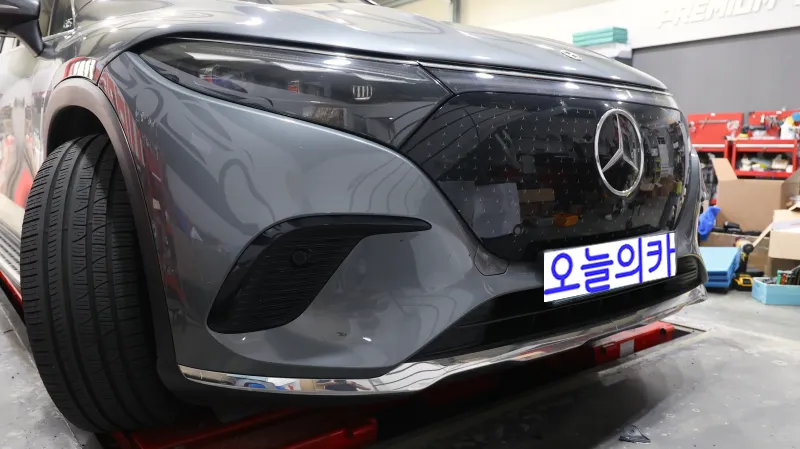 Mercedes-Benz EQS SUV 450 body kit - Mercedes-Benz EQS SUV Body Kit & Aero Parts Review photo 3