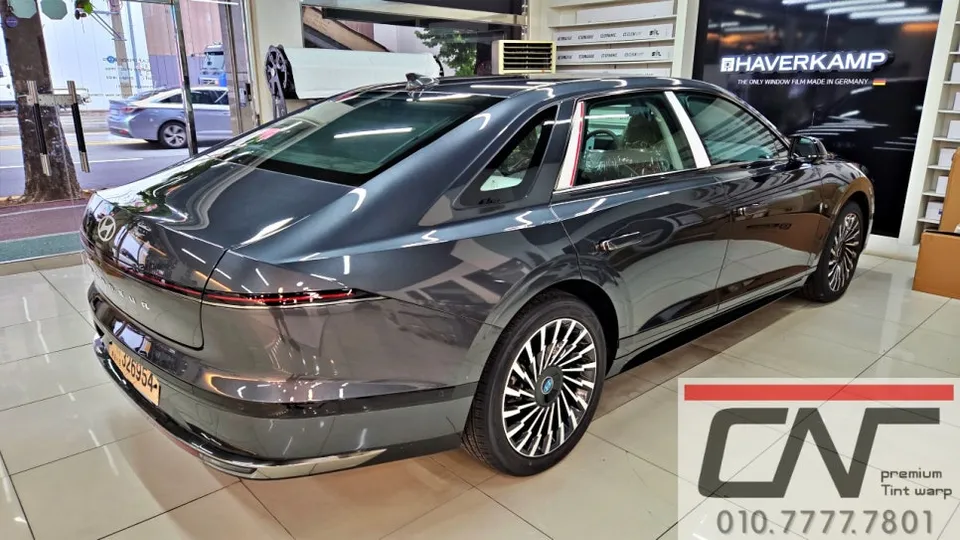 Hyundai Grandeur GN7のカーフィルム施工事例|クリアな視界と快適性 施工写真 2-1