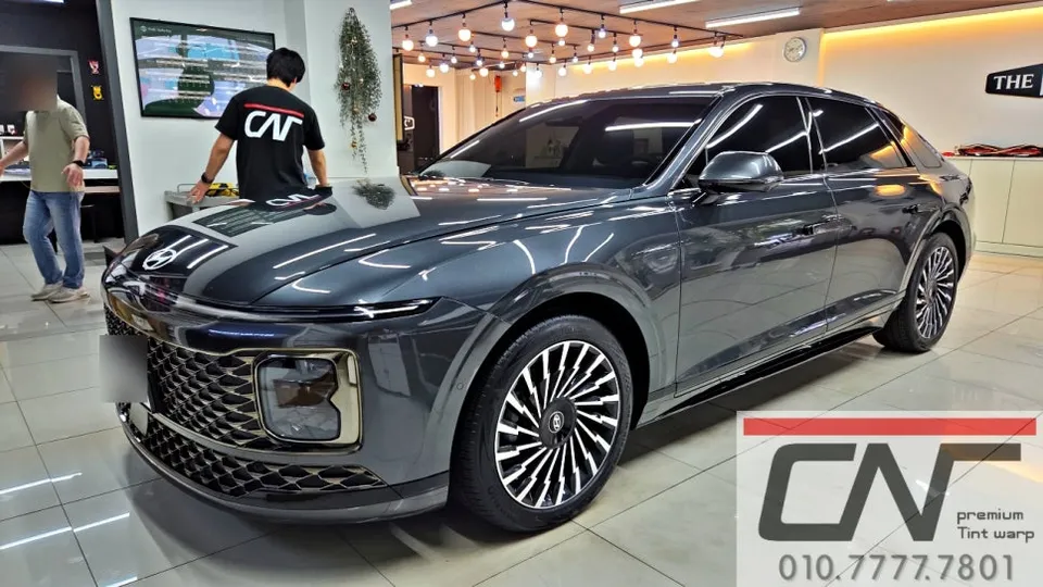 Hyundai Grandeur GN7のカーフィルム施工事例|クリアな視界と快適性 施工写真 4-1