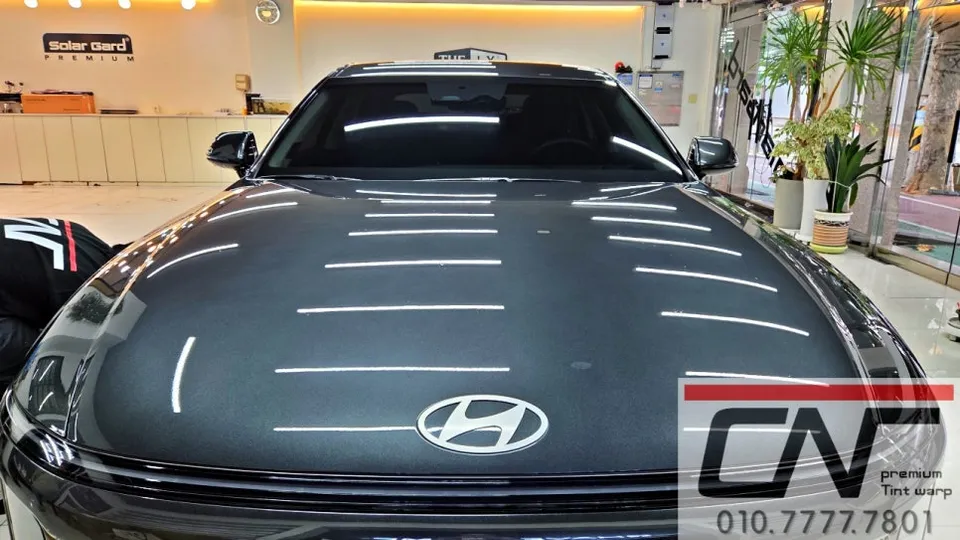 Hyundai Grandeur GN7のカーフィルム施工事例|クリアな視界と快適性 施工写真 1-2