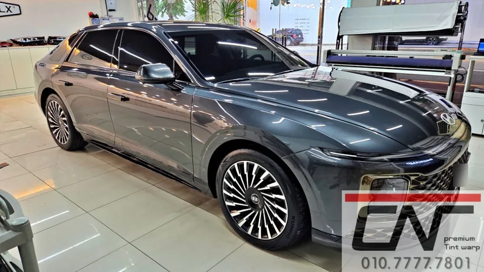 Hyundai Grandeur GN7のカーフィルム施工事例|クリアな視界と快適性 施工写真 2-2