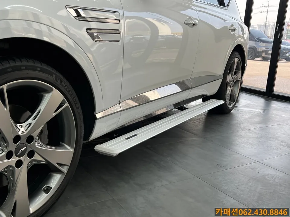 Genesis GV80 body kit - Genesis GV80 Body Kit Installation Review photo 5