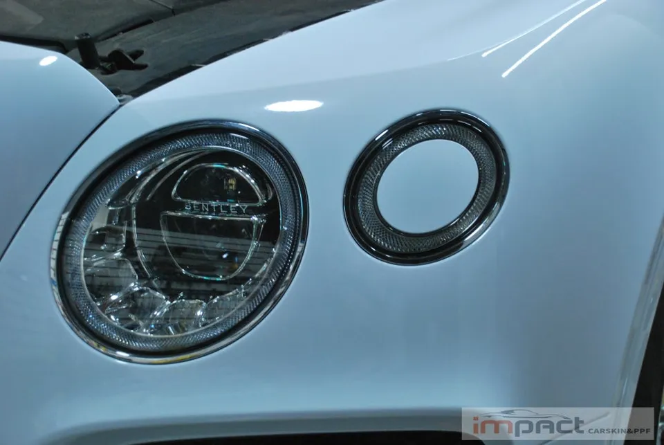 Bentley Bentaygaのカーラッピング事例｜費用目安・仕上がり 施工写真 1-3