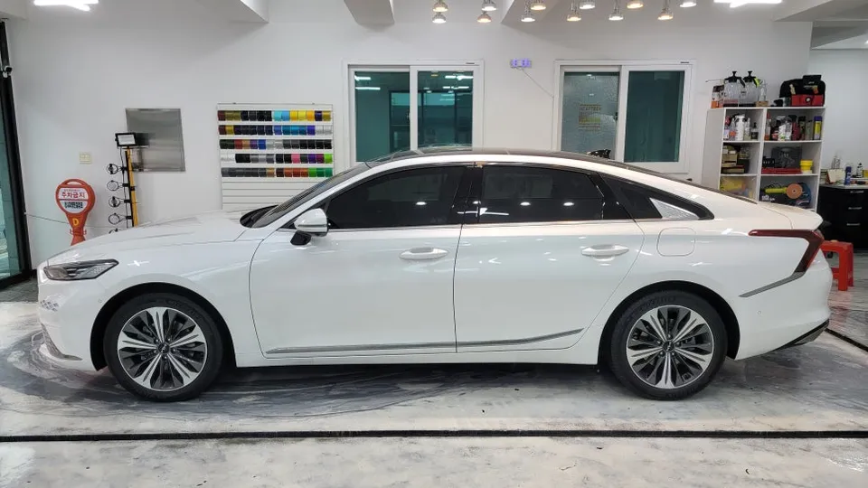Kia K8 Chrome Delete Review — Sleek Blackout Trim Transformation photo 2