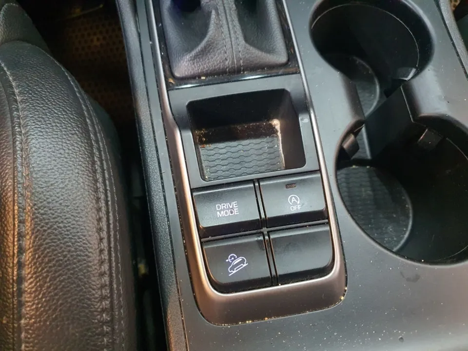Hyundai Tucson TL oem options - Hyundai Tucson TL OEM Options Review: Factory Upgrade Cost photo 3