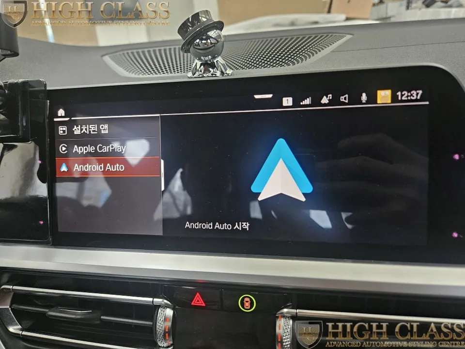 BMW 3 SeriesのAndroid Auto・CarPlay取付事例 施工写真 4