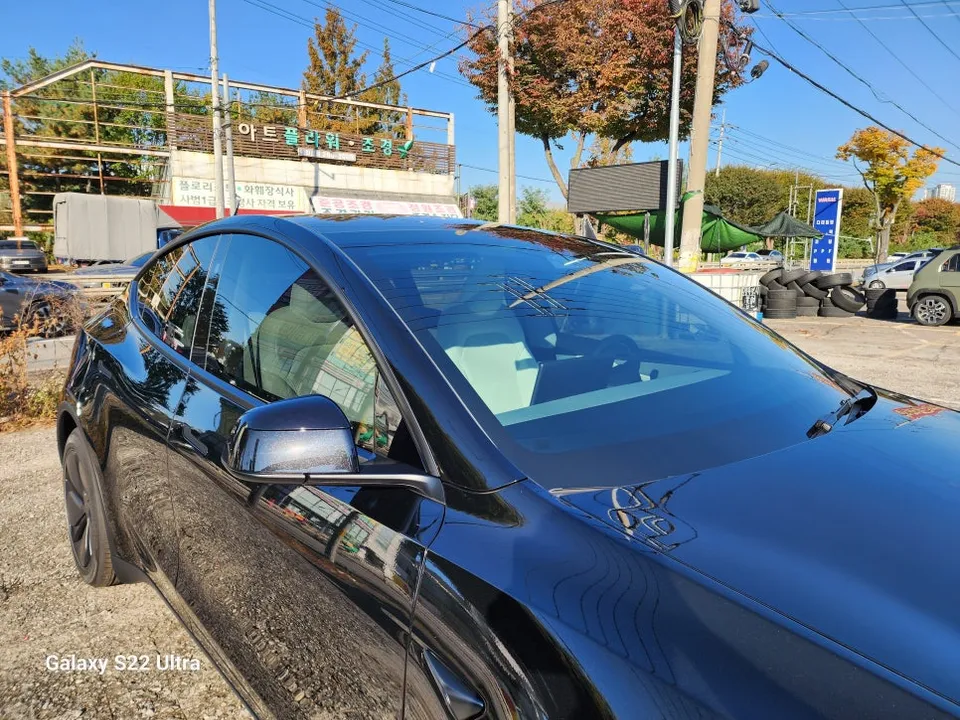 Tesla Model Y PPF施工事例｜費用目安と仕上がり 施工写真 3-2