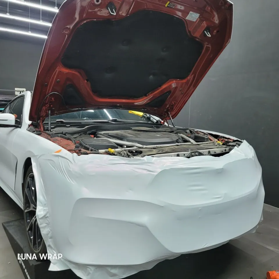 BMW 8 Seriesのカーラッピング事例|費用目安・仕上がり 施工写真 2-3