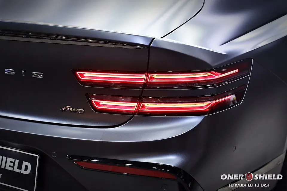 Genesis G80 Sportのカーフィルム施工事例｜費用目安・仕上がり 写真
