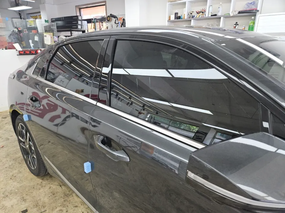 Kia K8のカーフィルム施工事例|費用目安・仕上がり 施工写真 3-3