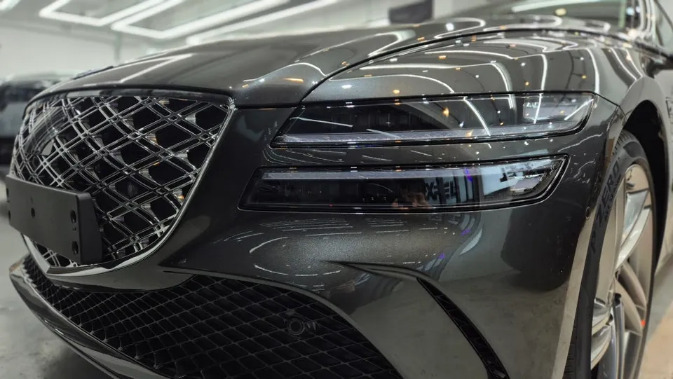 Genesis G80 PPF施工事例|費用目安と仕上がり 施工写真 3-1