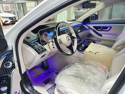 Mercedes-Benz S-Class Maybachのガラスコーティング事例 施工写真 4-1