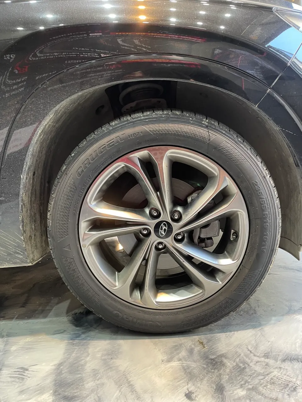 Hyundai Santa Fe TMのガラスコーティング事例|韓国での施工 施工写真 1-3