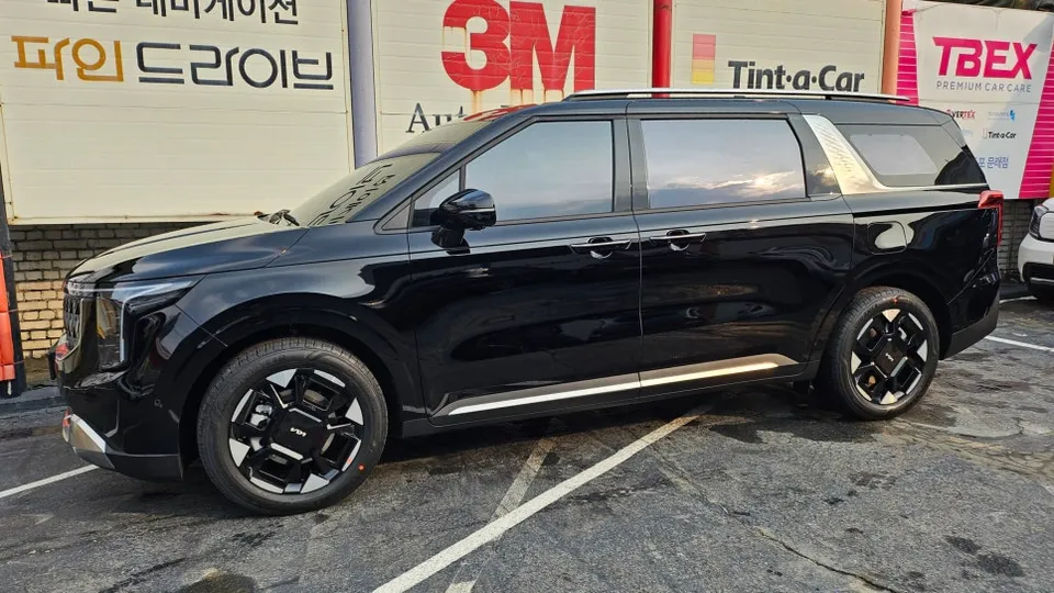 Hyundai Palisade window tinting - Hyundai Palisade Window Tinting Review — Enhanced Privacy photo 3