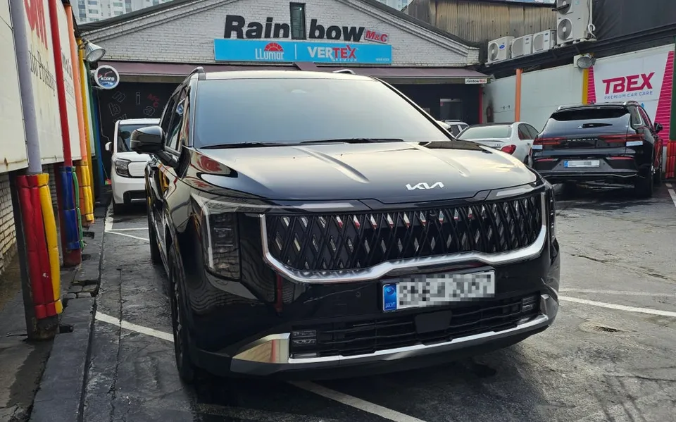 Hyundai Palisadeのカーフィルム施工事例｜費用目安・仕上がり 施工写真 1-2