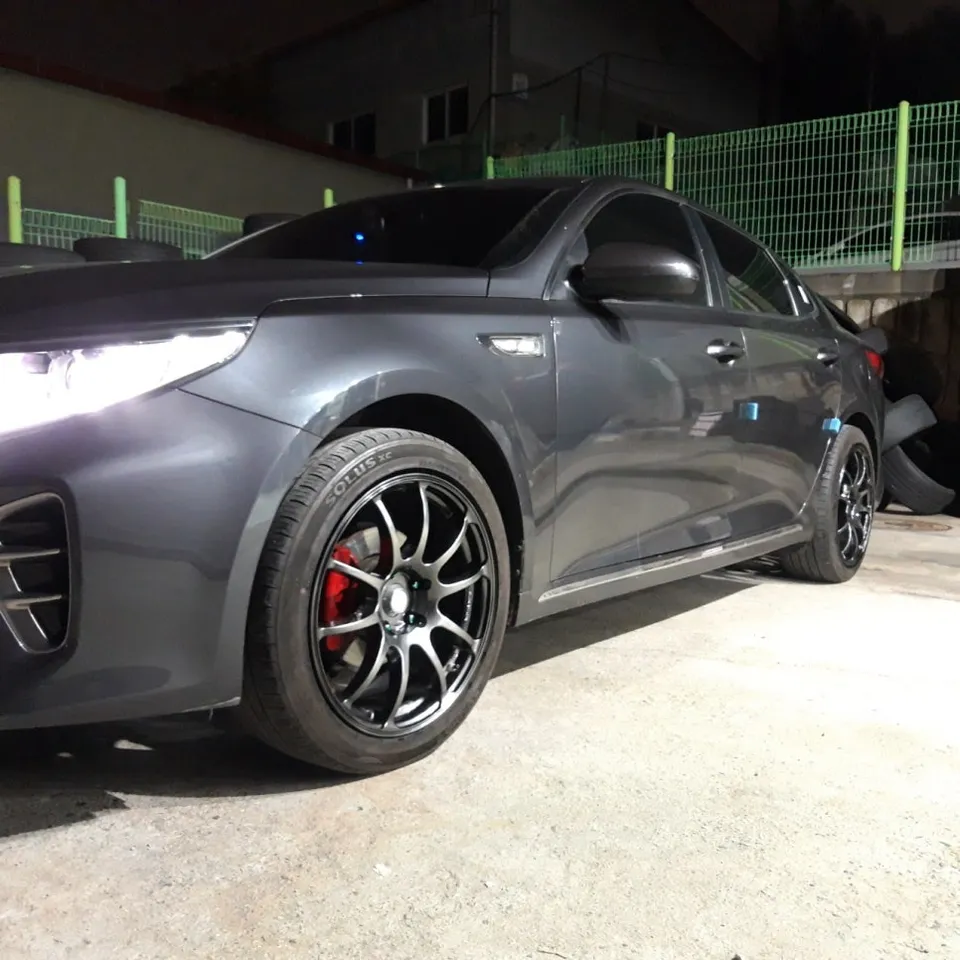 Kia K5 Tire Replacement Review: Advan Racing RS Wheels photo 2