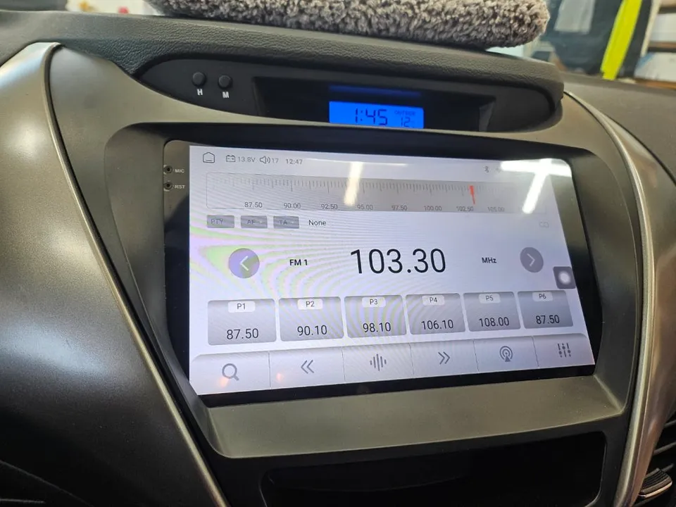 Hyundai Elantra MDのAndroid Auto・CarPlay取付事例 施工写真 3-2